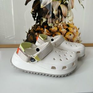 CROCS WOMENS CLASSIC HIKER CLOG - WHITE